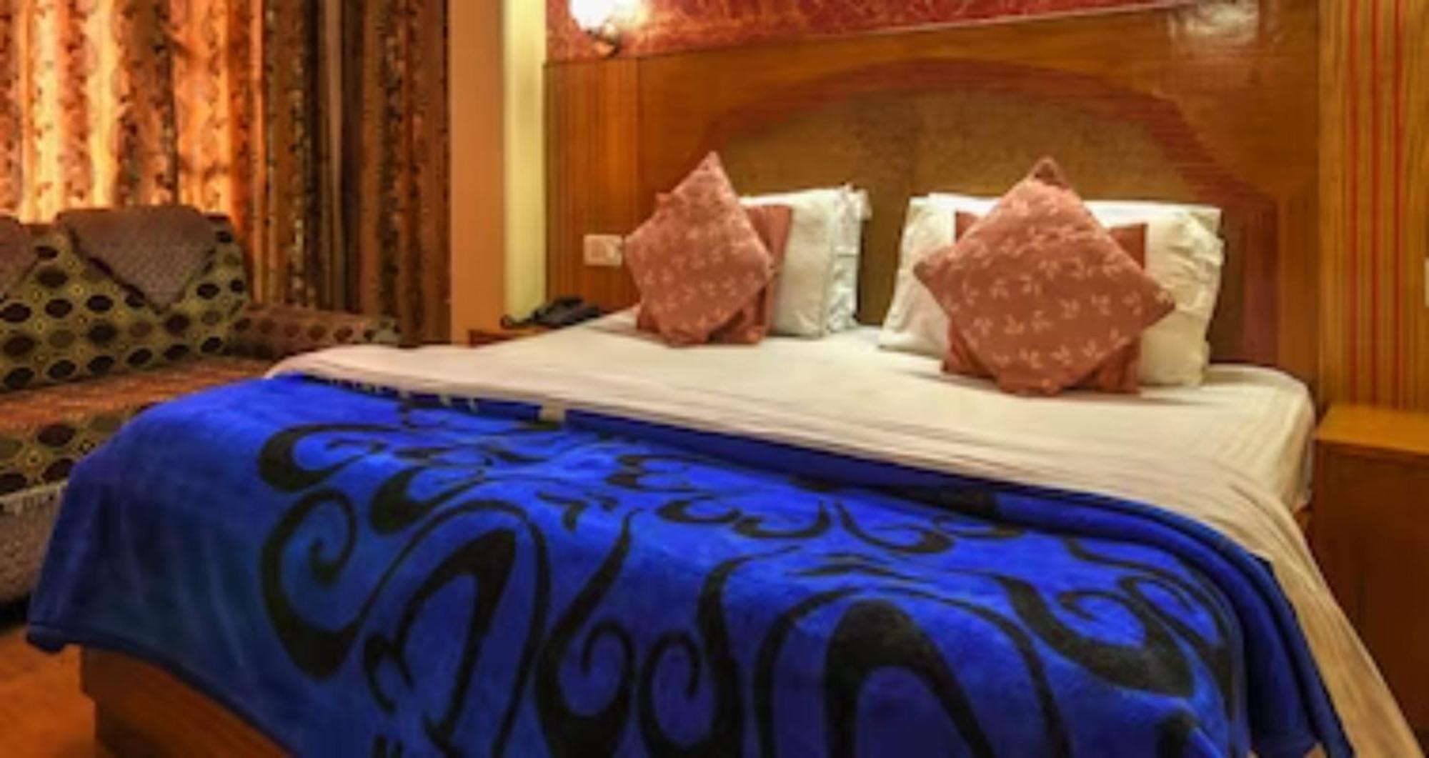 Hotel King Palace - Nature-Valley-Luxury-Room - Prime Location With Parking Facilities Shimla Luaran gambar