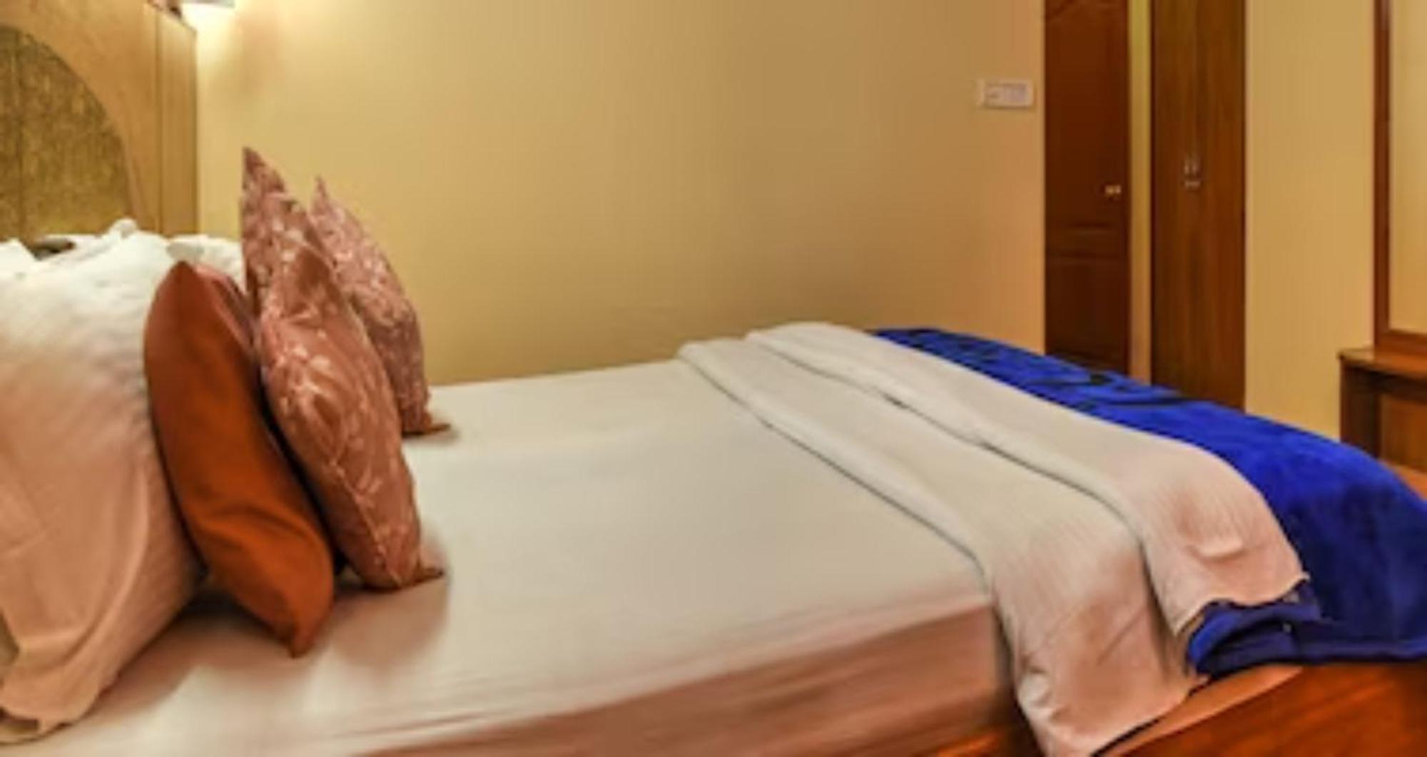 Hotel King Palace - Nature-Valley-Luxury-Room - Prime Location With Parking Facilities Shimla Luaran gambar