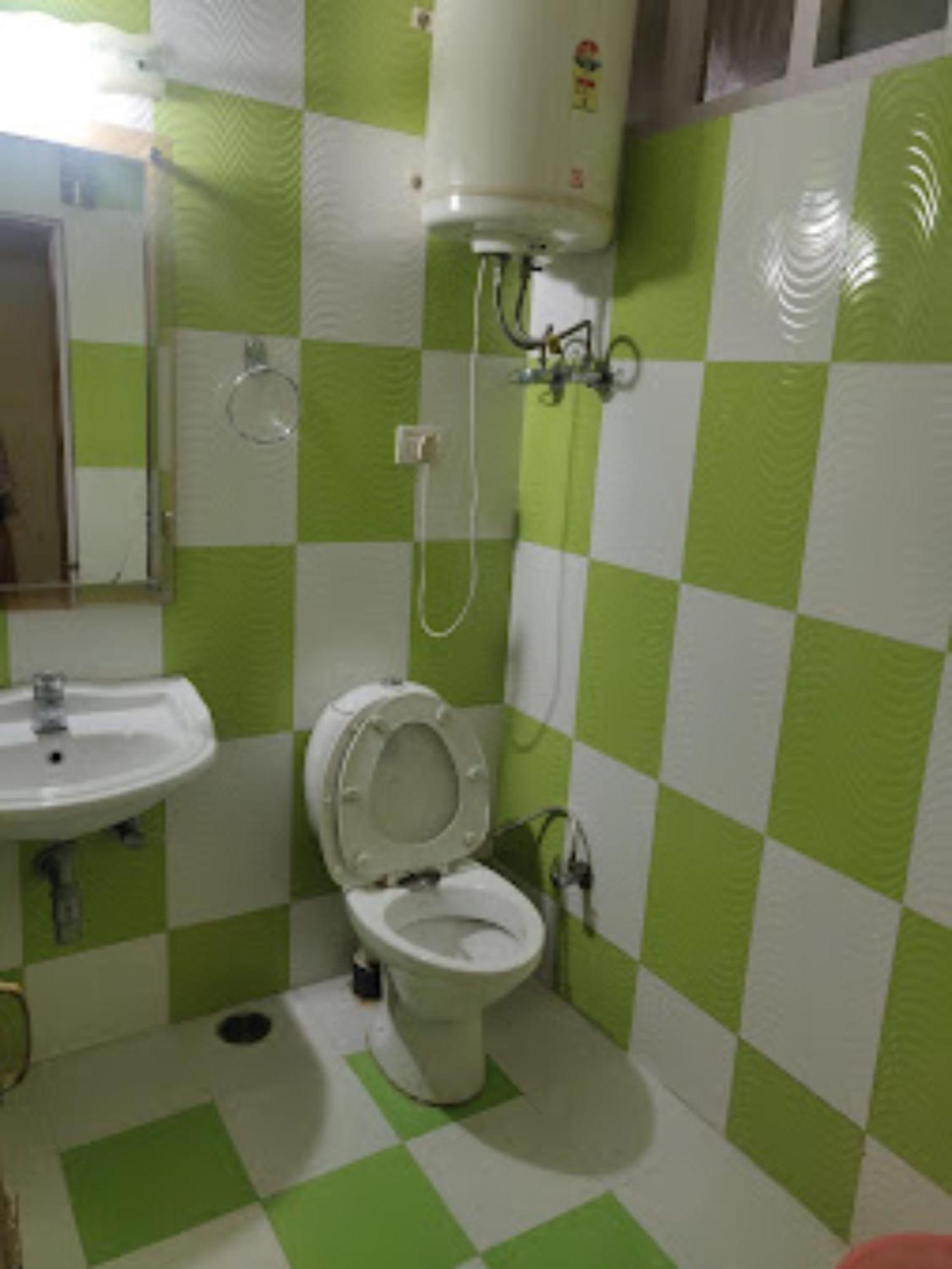 Hotel King Palace - Nature-Valley-Luxury-Room - Prime Location With Parking Facilities Shimla Luaran gambar