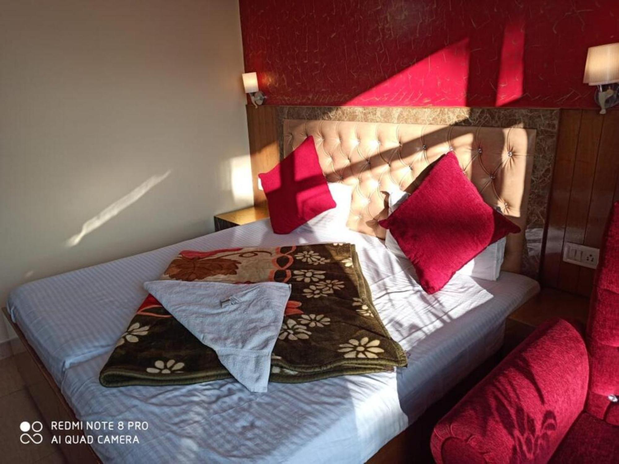 Hotel King Palace - Nature-Valley-Luxury-Room - Prime Location With Parking Facilities Shimla Luaran gambar