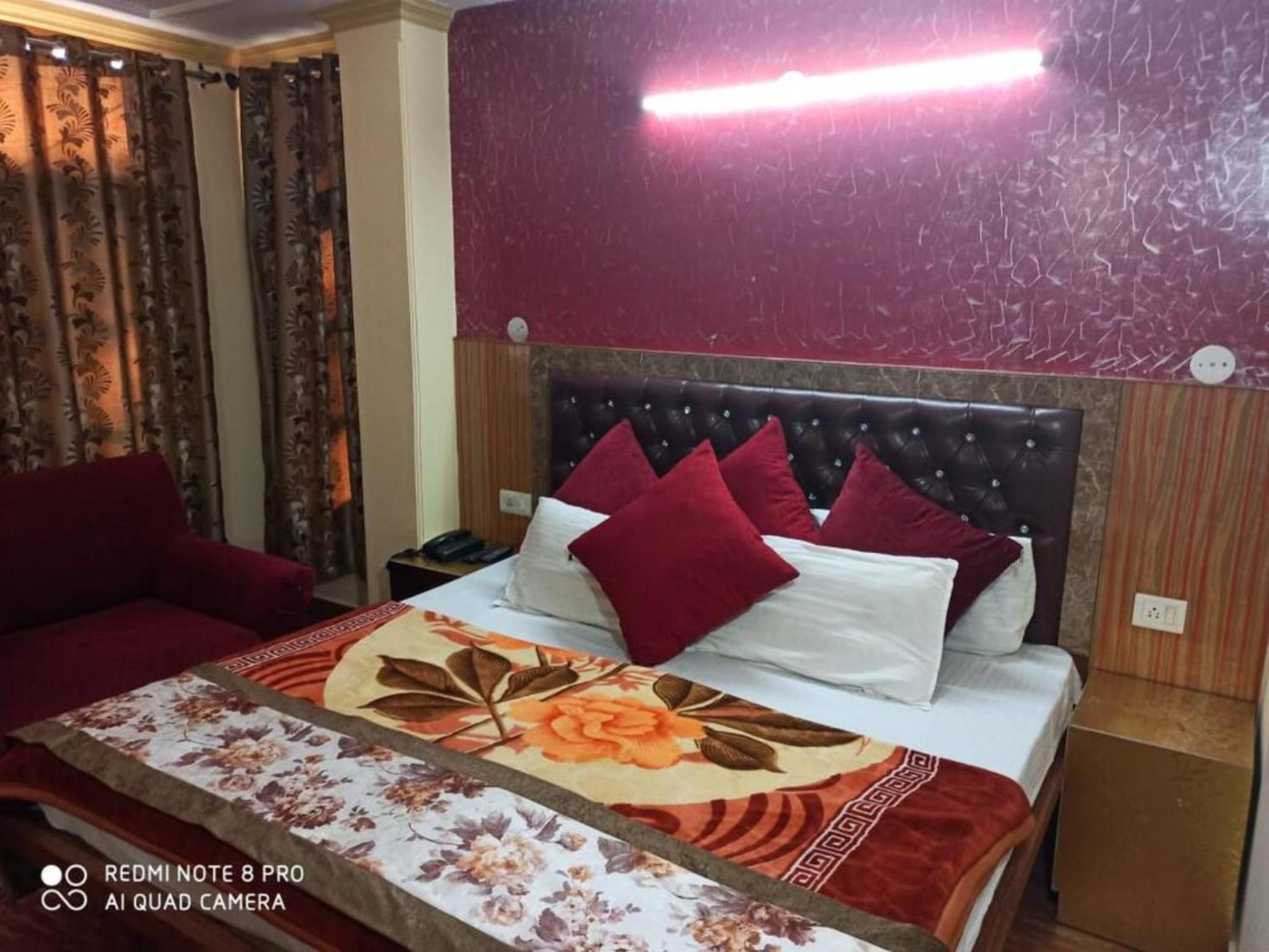 Hotel King Palace - Nature-Valley-Luxury-Room - Prime Location With Parking Facilities Shimla Luaran gambar