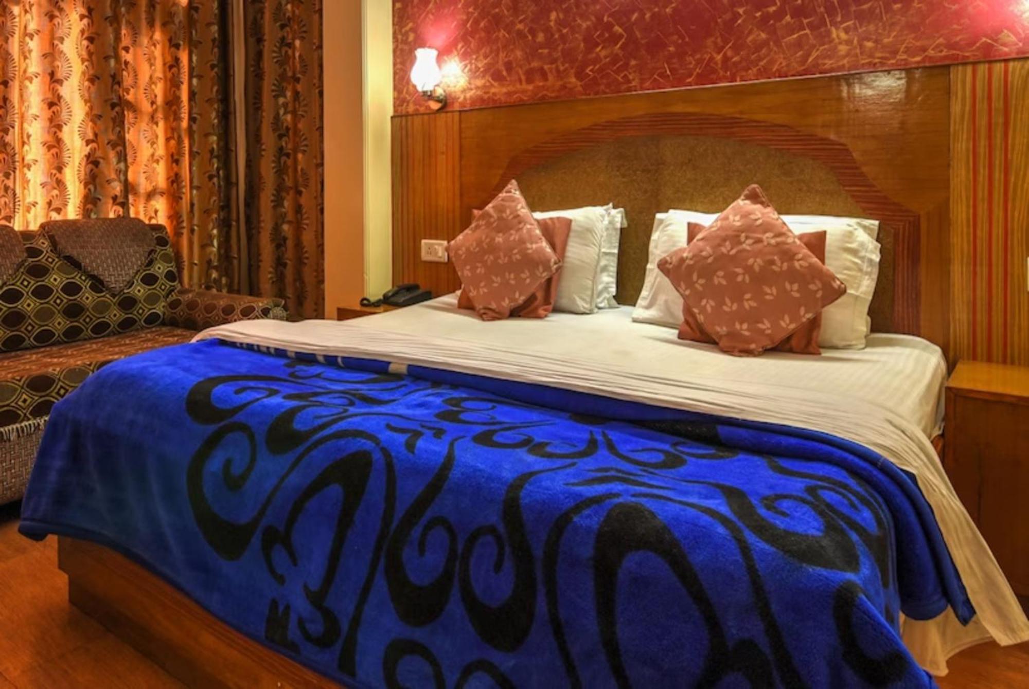 Hotel King Palace - Nature-Valley-Luxury-Room - Prime Location With Parking Facilities Shimla Luaran gambar